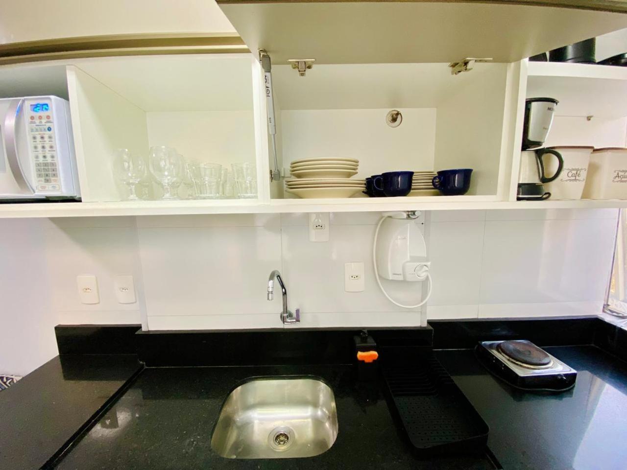 Flat Na Barra - Localizacao Privilegiada, Beira Mar Apartment